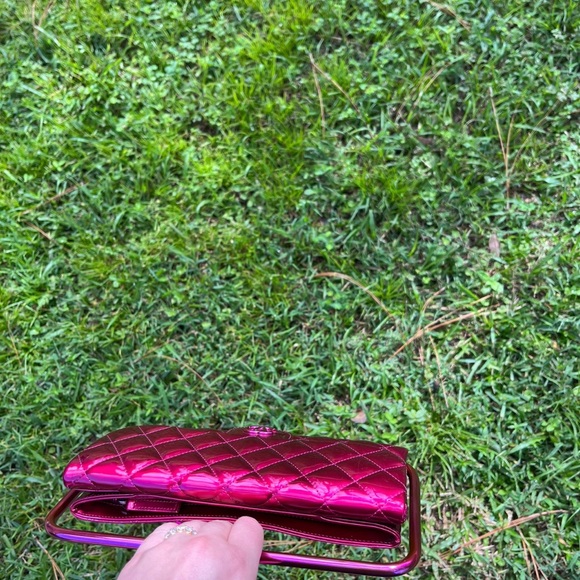 CHANEL RARE VINTAGE CLUTCH - Picture 9 of 16